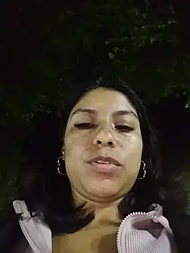 AngelicaStorms - Mostrar tetas en el 🏞️ parque