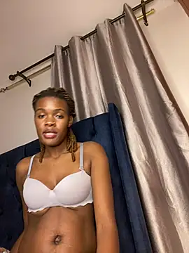 EbonySole1 - Naked cum show