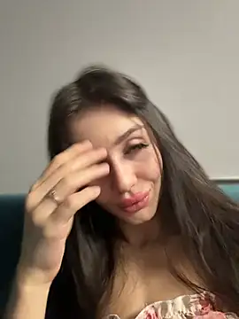 SofiaLaLight - Maybe fist my pussy?