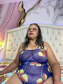 Lucy_Milf_474 - SHOW SQUIRT ♥