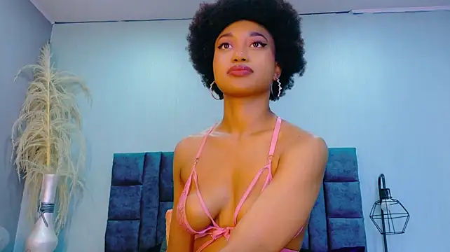 AmaraMonet - oil on my butt + massage