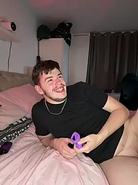 Chaotic_private - Rub her boobs 😘