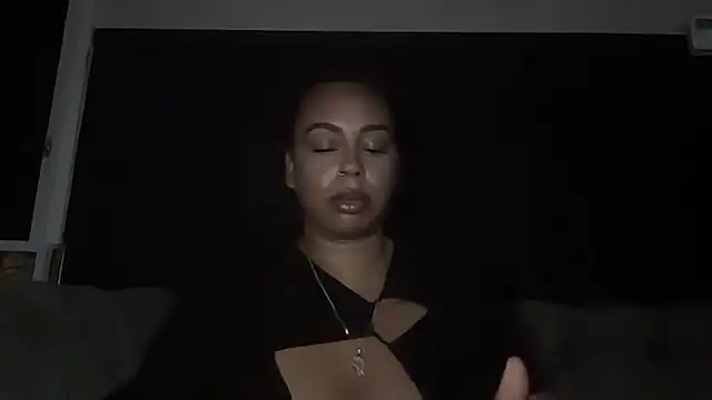 AriesBaddiee_ - ass spanks