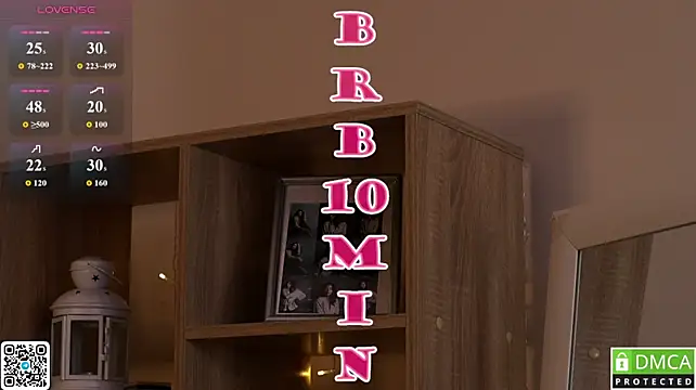 Eileen_Burton - lower straps of bra + bounce + control