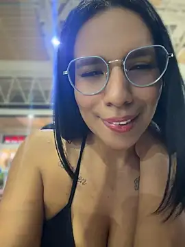 AlaiaStearling_ - Flash tits