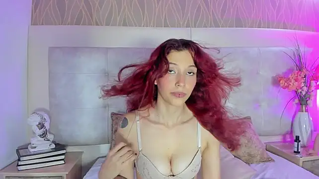 SaraRowan - 👻Fingering pussy🔥