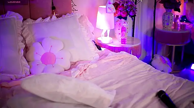 MiaMuse - 💓anal plug play💓