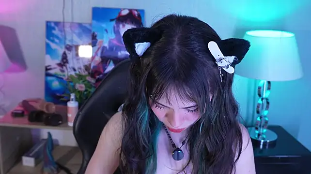 Kitticam - Spit my feet + suck it 💦