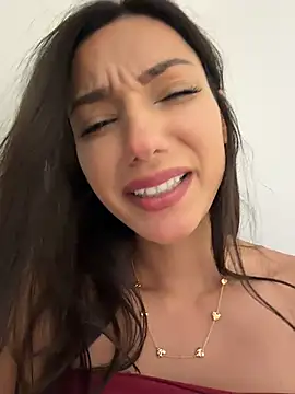 -_MiaQueen_- - Play with pussy 🤯