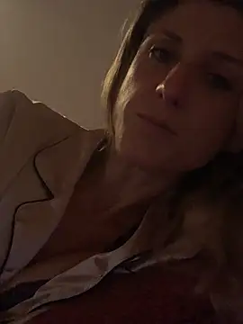 VivienneBlac - Squeeze and Play with Boobs 2 min