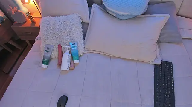 Violetta08 - suck my fingers