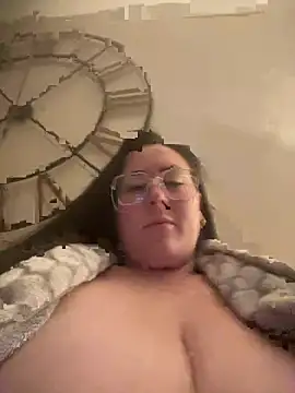 Ruby-Black - Keep boobs out of dressing gown