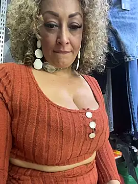 Katti_Barrera - Fuck my big tits 😈