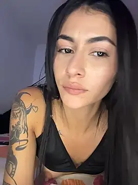 Emilie_xx_ - Finger Pussy