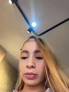 Isabella-gaviria - FUCK ME IN DOGGY + PUSSY TO MOUTH🔥💦