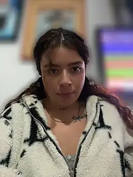 Hally-jensen1 - Tits free front friend🔥