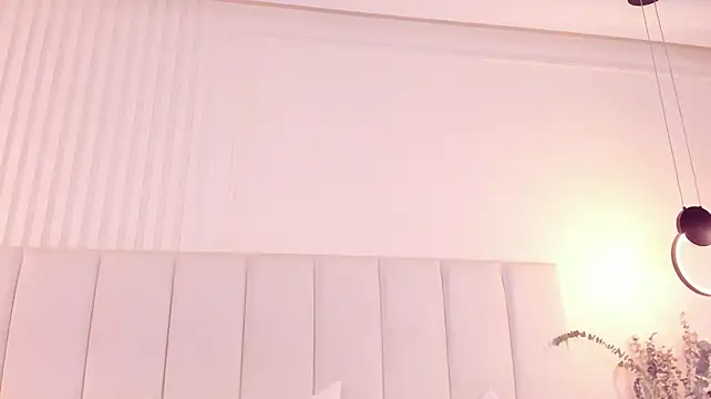 Emily_lux25 - toplesss