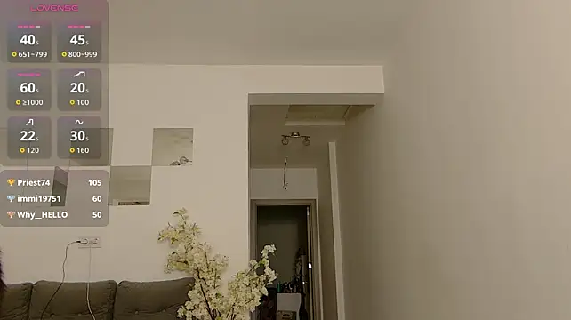 LovelyBianca - PUSSY PLAY😈💦