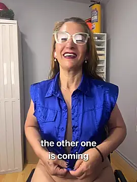 JennaMilf_ - DOGGY STYLE+DILDO AT OFFICE🔥