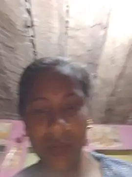 Hot_khusi753