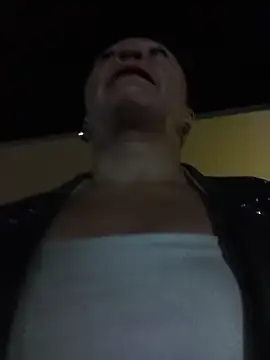 Vely_ - Removing a bra in public