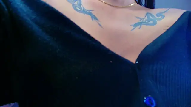 LiaHarryis - Go spanks your ass hard and shake it 😈