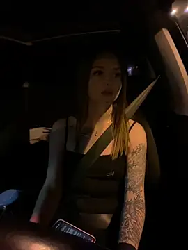 KrisMagnoly - VibRRRRate my pussy