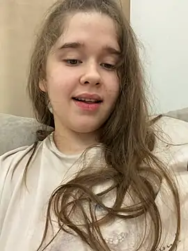 HornyGirlH - SHOW PUSSY