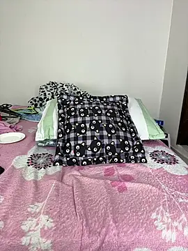 Sandylau - hello guys, naked + squirt