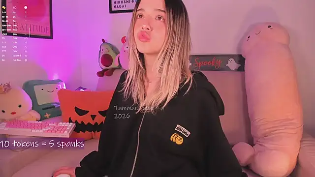 _Tammara_ - pussy/ass close up