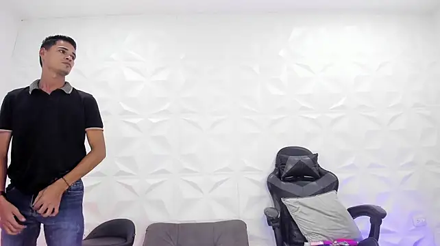 Mishelle_n_luis - fuck hard in doggie + two finger in ass