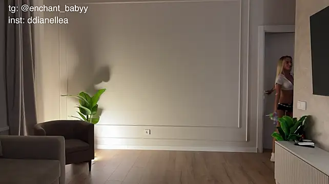 Enchant_baby - spread my cheeks