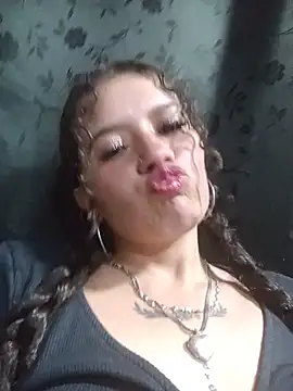 Sharlotshh - A very sexy shower show my ass