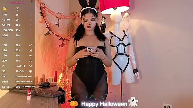 ConniecuteE - lick my dick