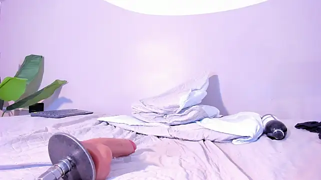 Ivy_leee - Rub my pussy and stick your head
