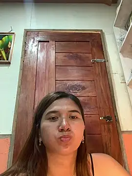 Ur_YuSra - Finger my sweet pussy🤭