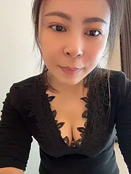 YaoYao8888 - 给大哥们漏胸2分钟