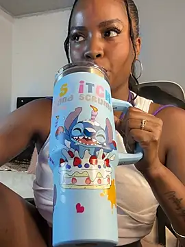 ValerieBlakee - FINGERS DEEP IN MY SWEET PUSSY