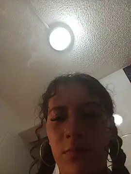 Sharlotshh - A very sexy shower show my ass