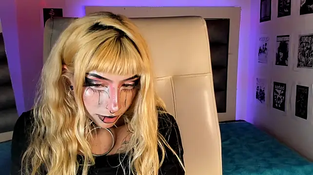 Adhalee_js - OIL IN ASS SO SHINHY + DOGGY