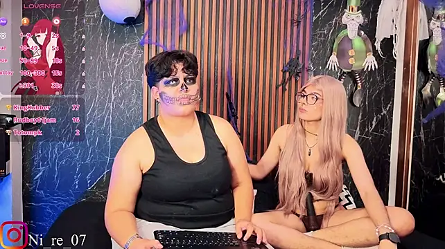 Nico_Blaze22 - Play with the dildo on the clitoris🥰