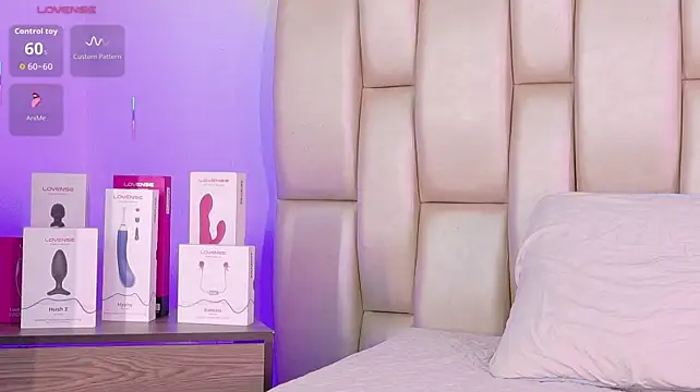 Shasa_8 - 4 fingers in ass deep+Play pussy😈