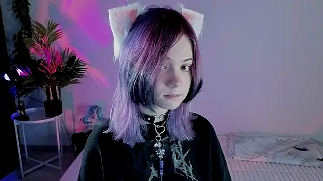 Hikkacat - 🍓🍓show my sexy tongue :3