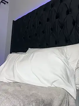 Fun_size86 - fuck pussy with a huge cucumber