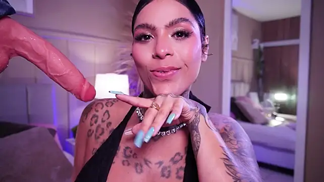Curvyliciousss - HASTA LAS WEBAS/SUCK U UNTIL BALLS