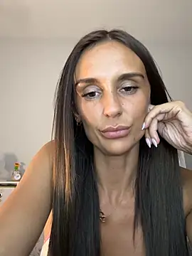 Lola_foxxy - BOOBIES OUT 5MIN