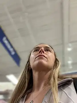 Lunagirl13 - Drive naked 🤭😈😇