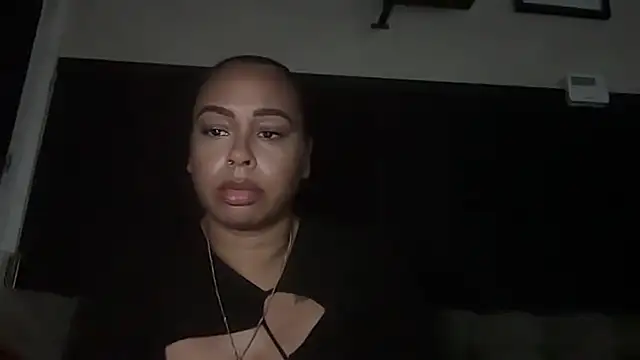 AriesBaddiee_ - oil tits