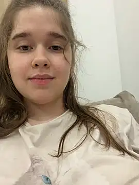 HornyGirlH - NAKED MASTURBATE IN TICKET SHOW
