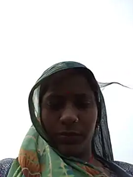 Hot_khusi753
